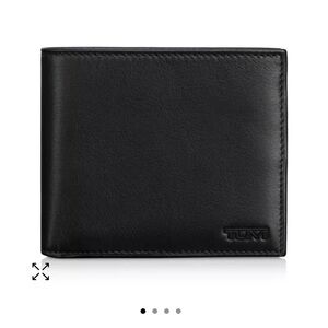 Tumi Global Center Flip ID Passcase Wallet